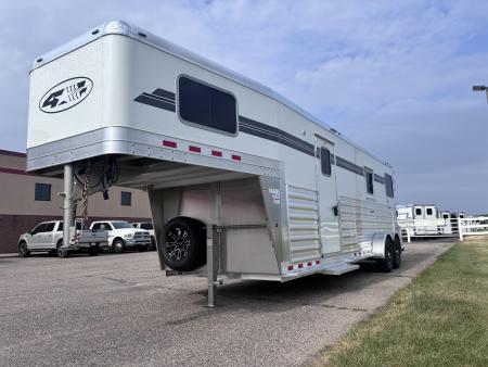 New 2027 4-Star Trailers 2 + 1 Horse Trailer