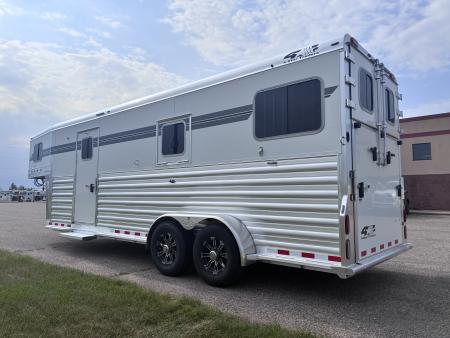 New 2027 4-Star Trailers 2 + 1 Horse Trailer