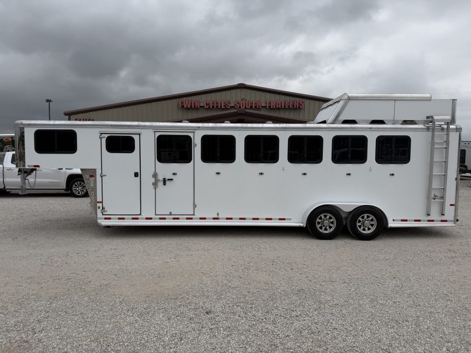 Used 2019 Sundowner 6 Horse Gooseneck Horse Trailer