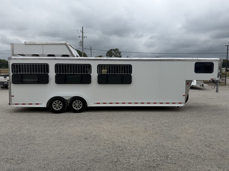 Used 2019 Sundowner 6 Horse Gooseneck Horse Trailer