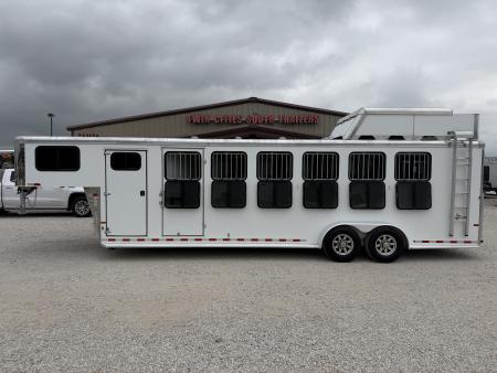 Used 2019 Sundowner 6 Horse Gooseneck Horse Trailer