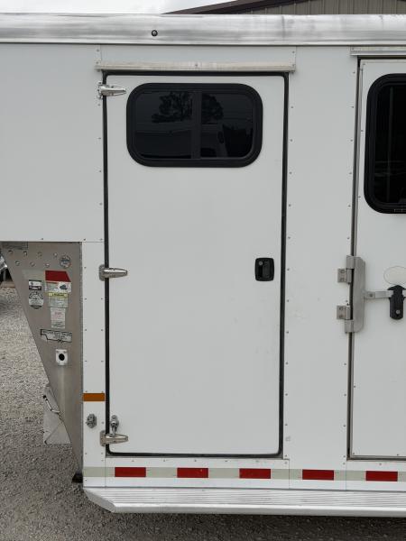Used 2019 Sundowner 6 Horse Gooseneck Horse Trailer