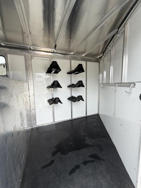 Used 2019 Sundowner 6 Horse Gooseneck Horse Trailer