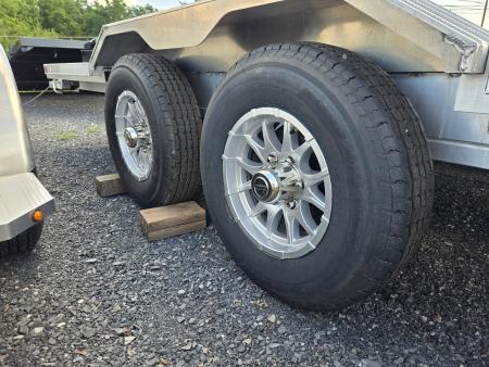 New ALUMA 8.5 x 18 Wide Body Drive-Over Fender Car Hauler UTV Hauler, 10k GVWR ***Pull-Out Ramps, Loading Lights