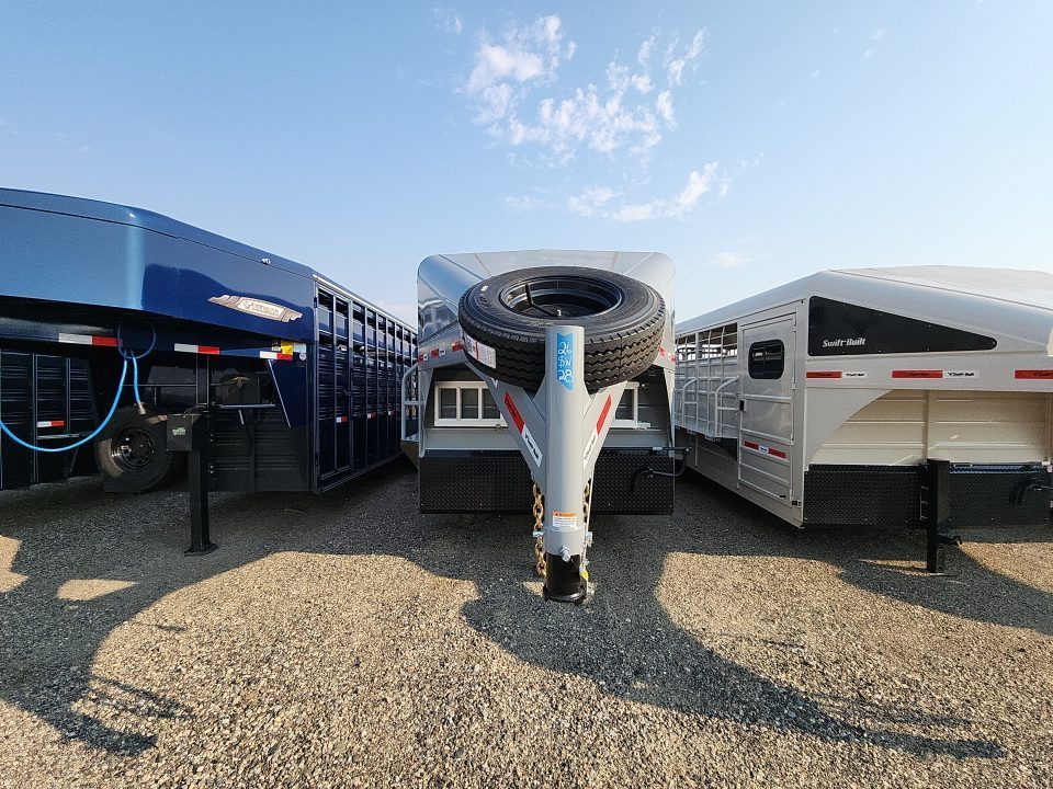 New 2027 Swift Built Trailers 24' STOCK