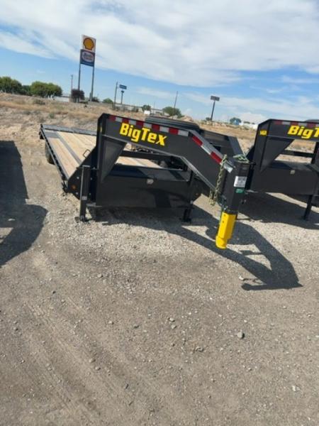 New 2026 Big Tex Trailers 20+5 GOOSENECK TRAILER 15.9K WITH MEGA RAMPS