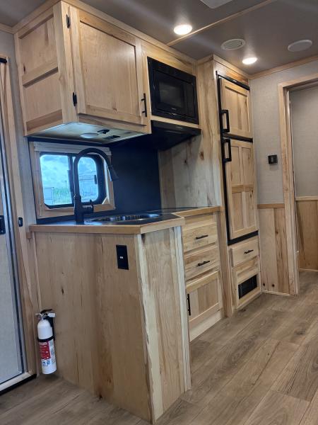New 2027 Lakota 14' LE 13'LQ Stock / Stock Combo Trailer