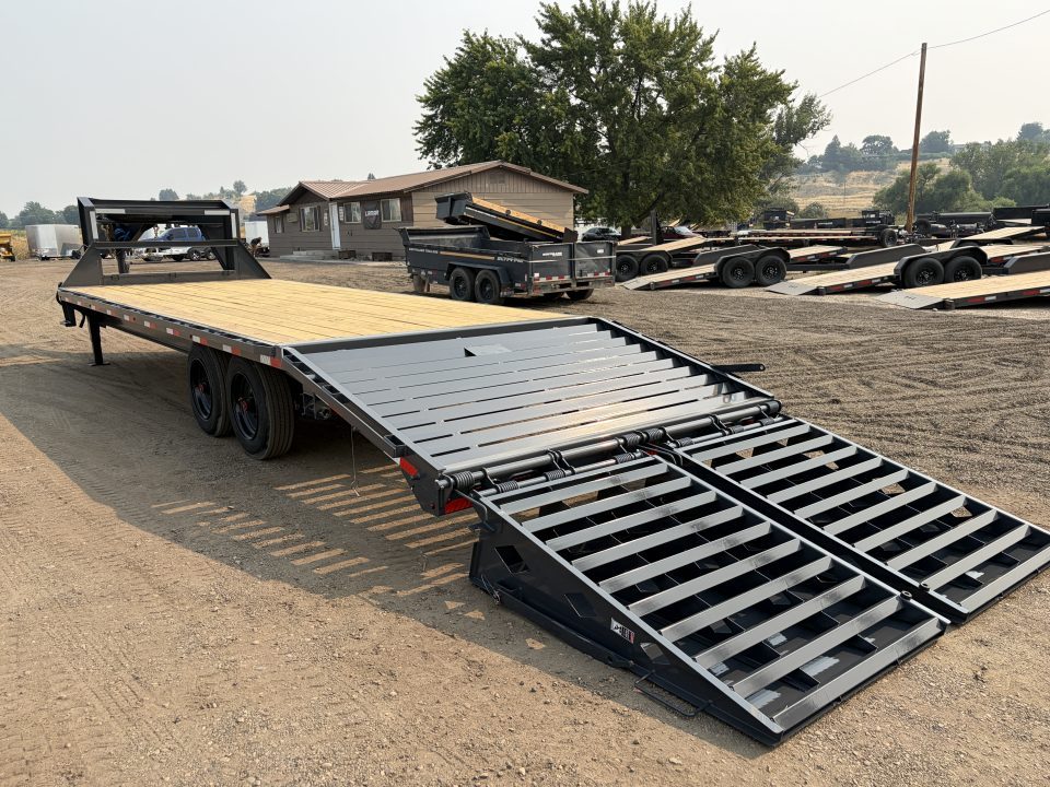 New 2027 Lamar 8X20+5 16K Gooseneck Equipment Trailer