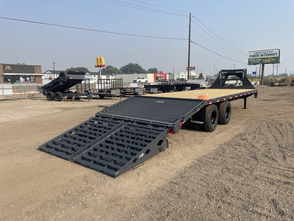 New 2027 Lamar 8X20+5 20K Gooseneck Equipment Trailer