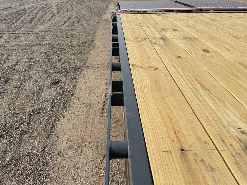 New 2027 Lamar 8X20+5 20K Gooseneck Equipment Trailer
