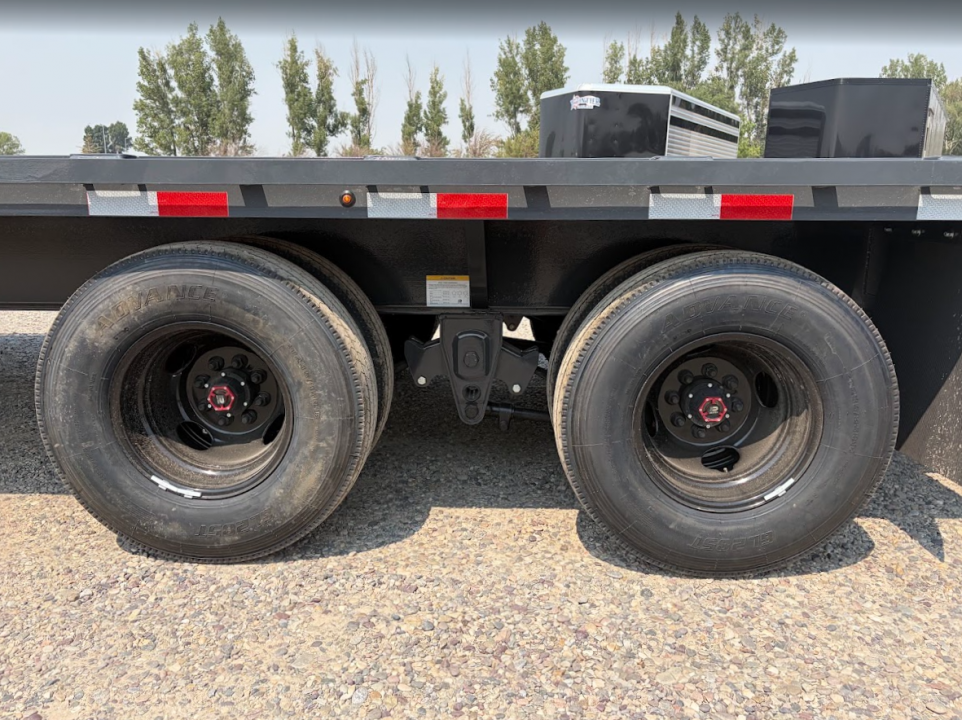 New 2027 Lamar 8X20+5 20K Gooseneck Equipment Trailer