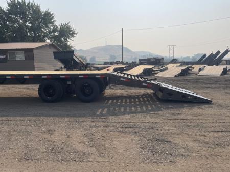 New 2027 Lamar 8X20+5 20K Gooseneck Equipment Trailer