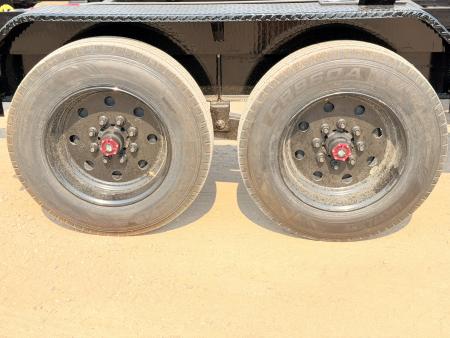 New 2027 MAXD 7-14 Gooseneck Roll-Off Dump W/ 18 PLY Tire Upgrade 8K Axles
