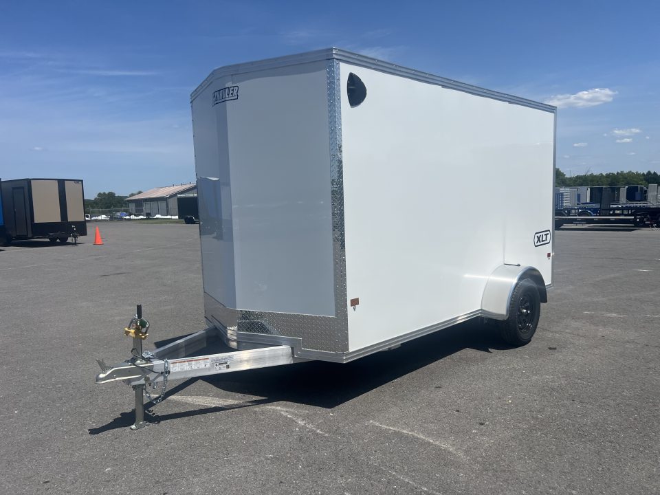 2027 E-Z Hauler XLT