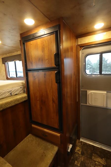 Used 2016 Lakota 3 Horse LQ Trailer