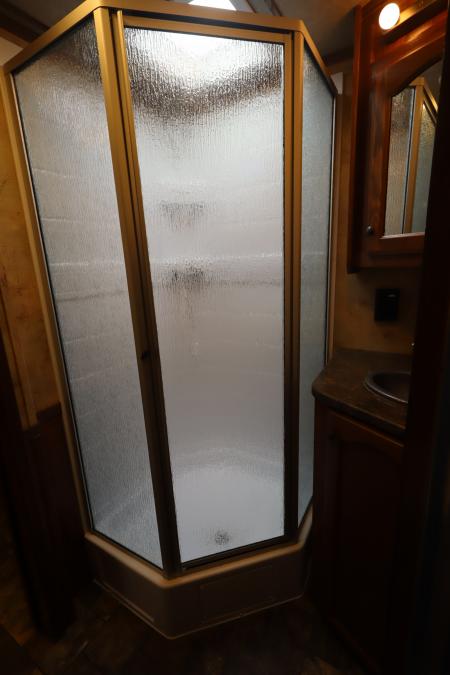 Used 2016 Lakota 3 Horse LQ Trailer