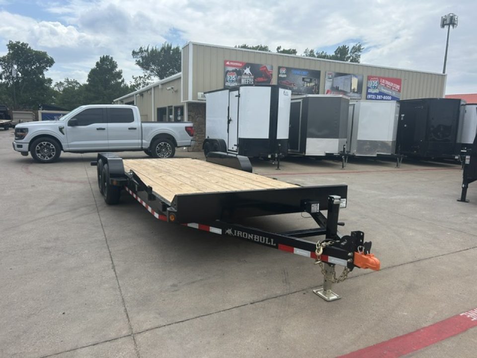 New 2027 Iron Bull ECB 83"X18' Car Hauler