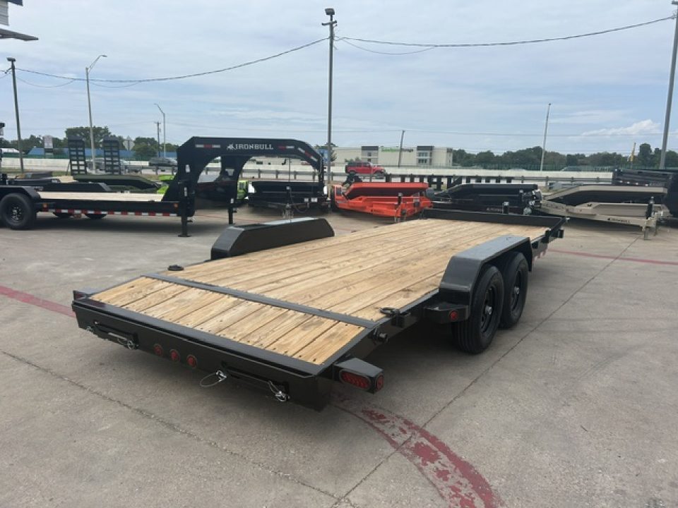 New 2027 Iron Bull ECB 83"X18' Car Hauler