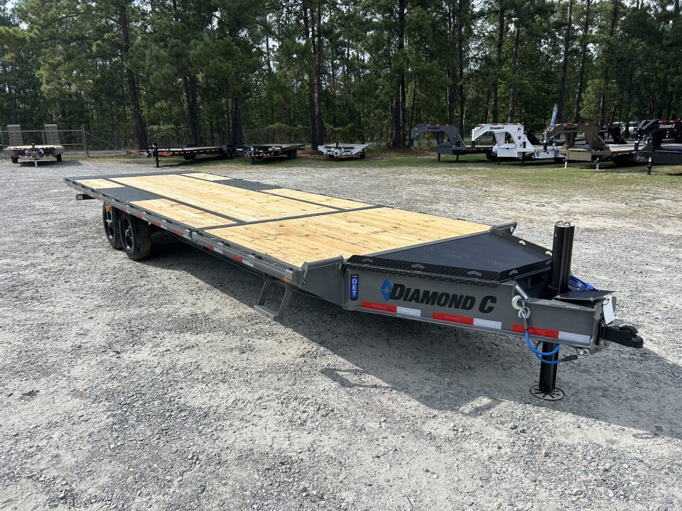 New 2026 2026 Diamond C DET210 Flatbed Trailer, 10K Axles, Hydraulic Tilt & Jacks, 8.5x26 (20ft Tilt+6ft Stationary) #17k Payload
