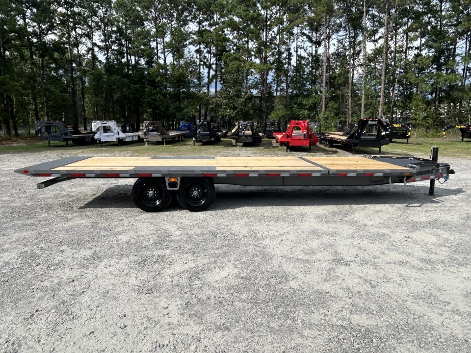 New 2026 2026 Diamond C DET210 Flatbed Trailer, 10K Axles, Hydraulic Tilt & Jacks, 8.5x26 (20ft Tilt+6ft Stationary) #17k Payload