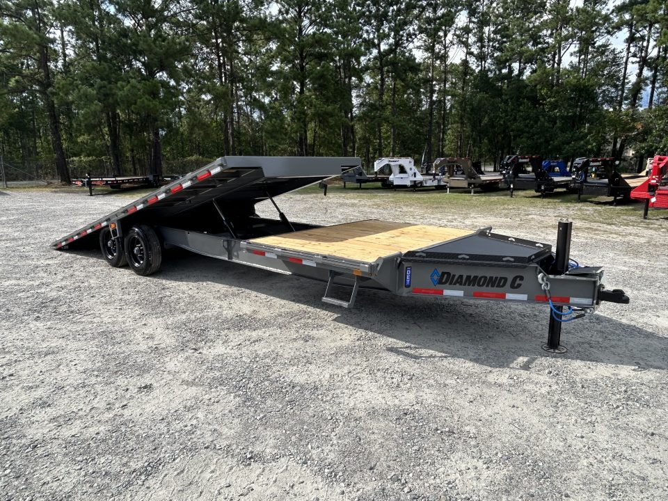 New 2026 2026 Diamond C DET210 Flatbed Trailer, 10K Axles, Hydraulic Tilt & Jacks, 8.5x26 (20ft Tilt+6ft Stationary) #17k Payload