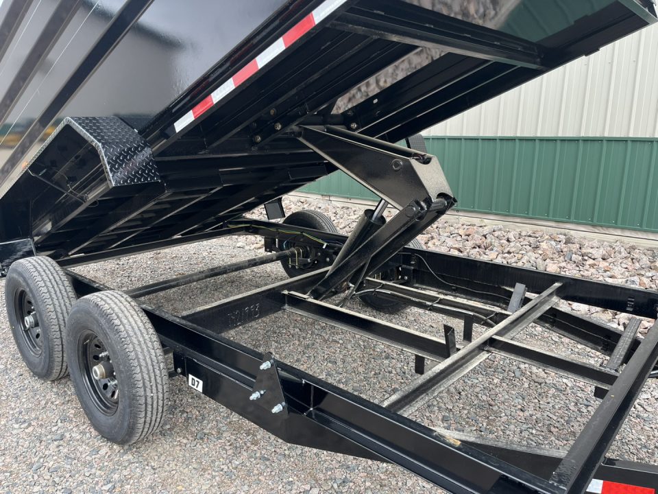 New 2027 14'x83" 14k PJ High Side Dump Trailer