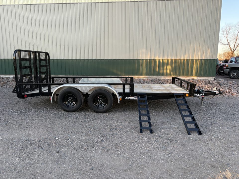 New 2027 PJ 16'x83" Tandem Utility - HD Gate
