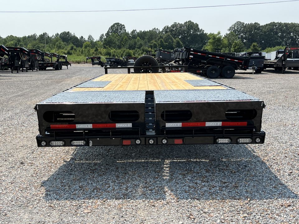 New 2027 MAXXD 102"X24' 15K Flatbed Trailer