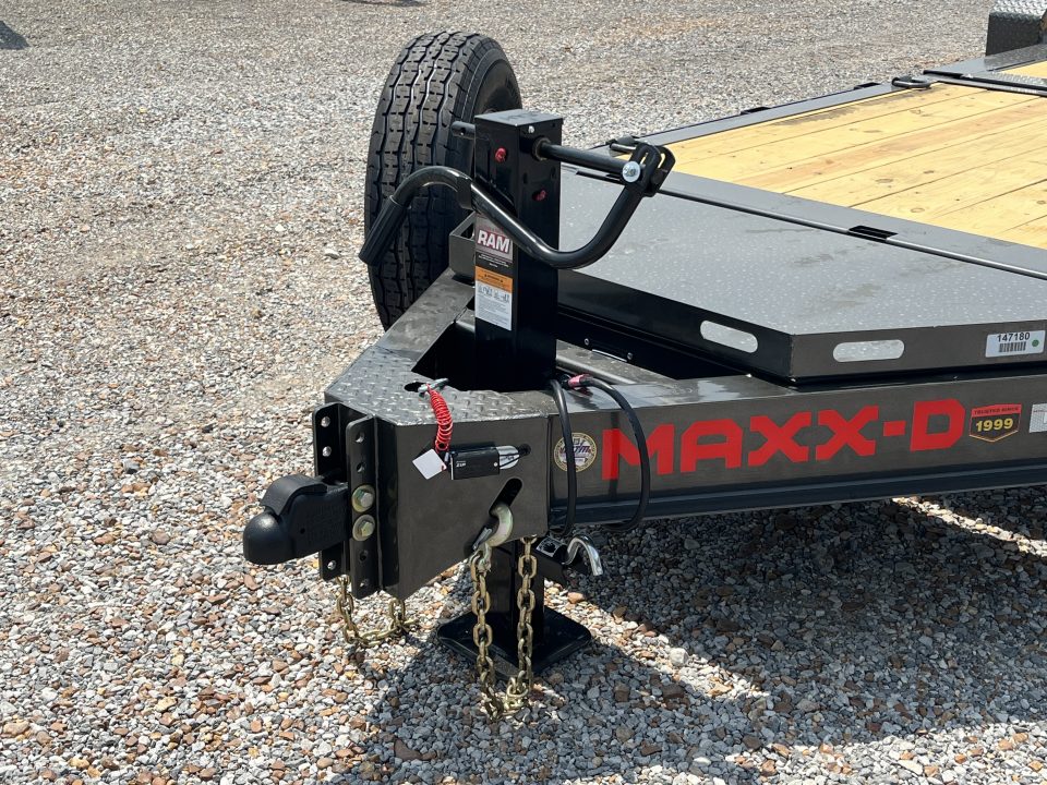 New 2027 MAXXD 83" X 22' 14K I-BEAM Tilt Equipment Trailer *ALL NEW*