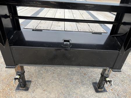 Used 2019 Elite 102"X32' 22.5K GVWR Gooseneck Flatbed Trailer