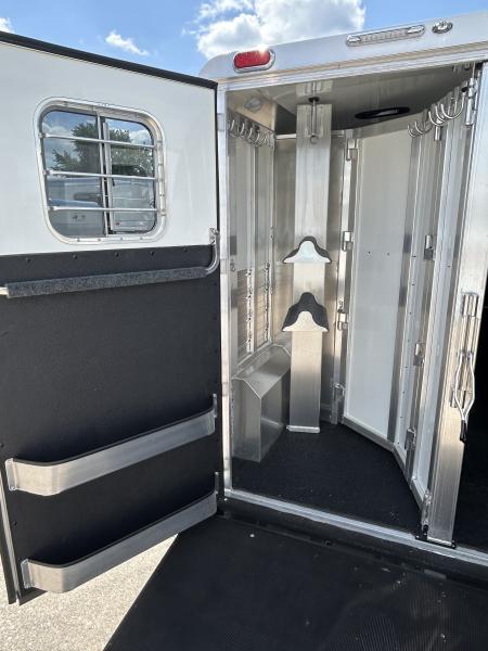 Used 2020 4-Star Trailers 2 Horse Deluxe Slant Load Horse Trailer