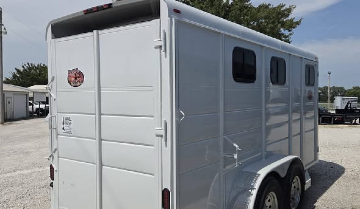 New 2026 Maxwell BrushPopper Slant 3 Horse Trailer