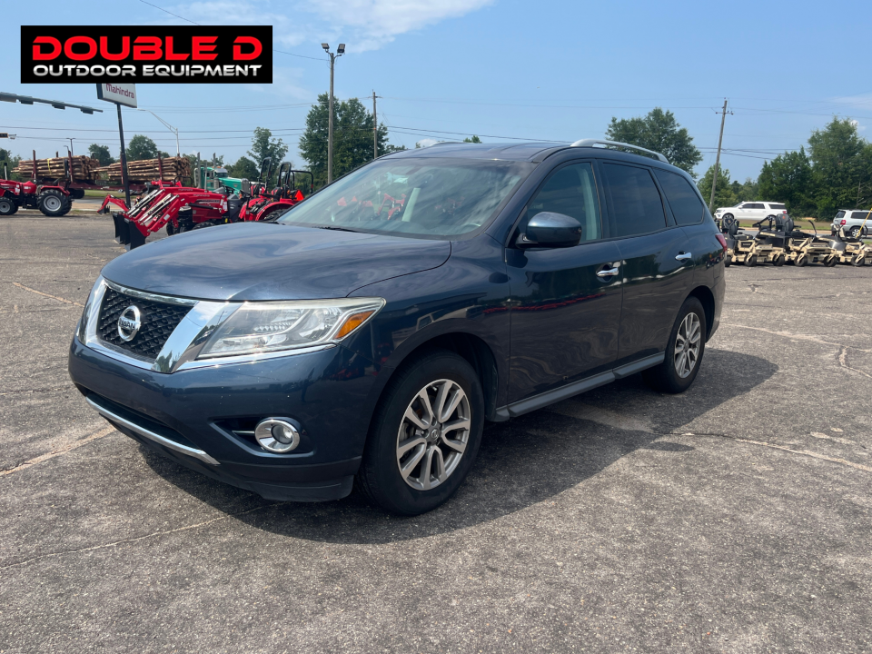 Used 2015 Nissan Pathfinder SV