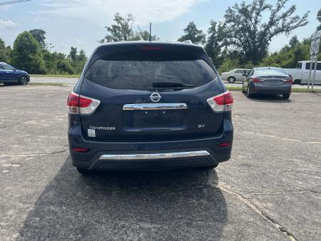 Used 2015 Nissan Pathfinder SV