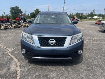 Used 2015 Nissan Pathfinder SV