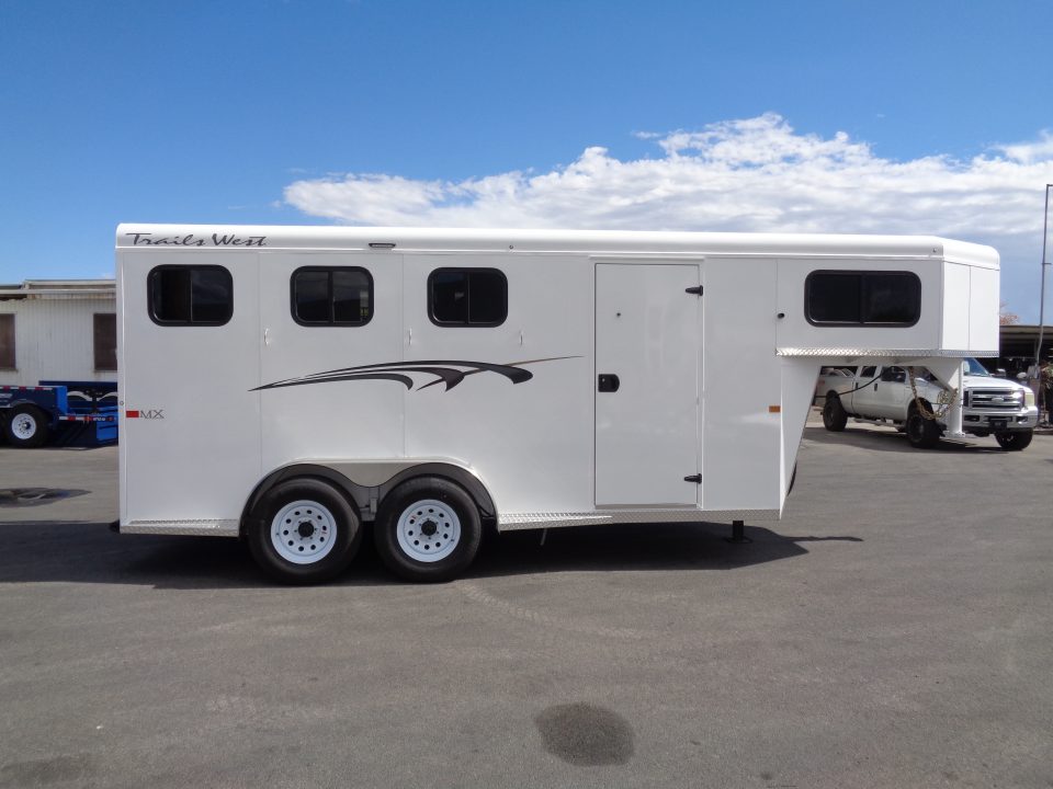 New 2027 Trails West * ADVENTURE MX GN 3-H * 3-Horse Slant Load Gooseneck Horse Trailer
