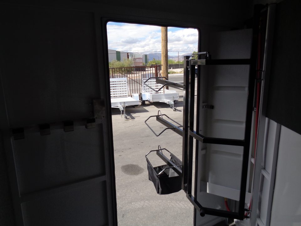 New 2027 Trails West * ADVENTURE MX GN 3-H * 3-Horse Slant Load Gooseneck Horse Trailer