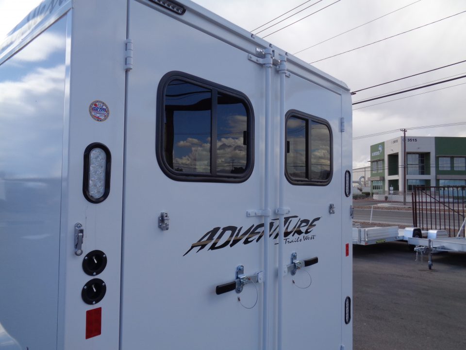New 2027 Trails West * ADVENTURE MX GN 3-H * 3-Horse Slant Load Gooseneck Horse Trailer