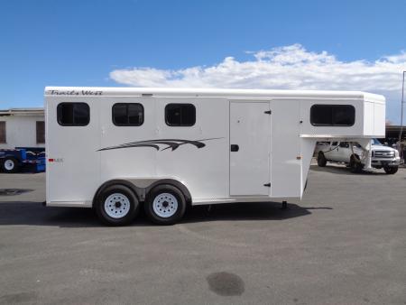 New 2027 Trails West * ADVENTURE MX GN 3-H * 3-Horse Slant Load Gooseneck Horse Trailer