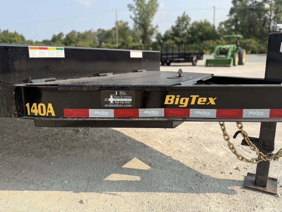New 2026 Big Tex Trailers 14OA-22D3A-FRBK Equipment Trailer