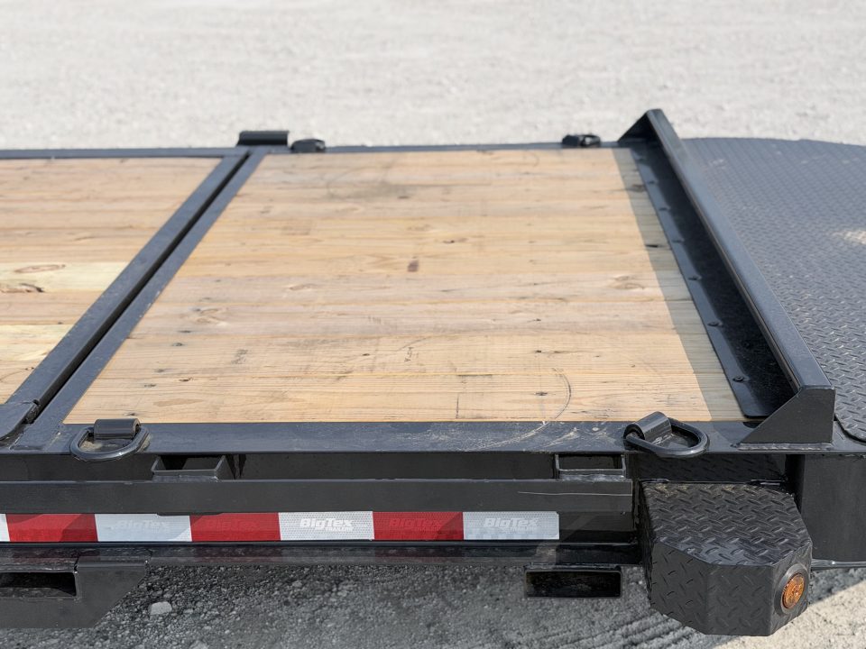 New 2027 Big Tex Trailers 16TI-20A-BK Tilt Trailer