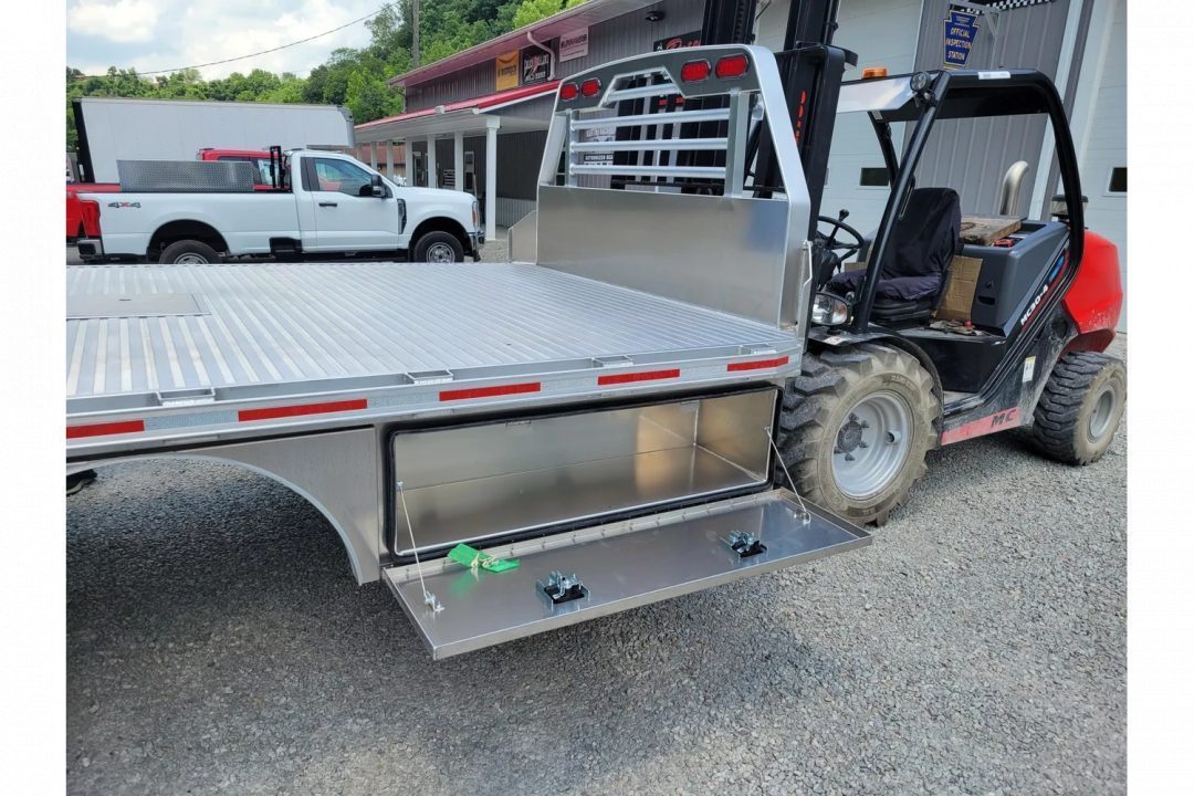 New Martin Truck Bodies 98x136 SB Flatbed 84" CA DRW