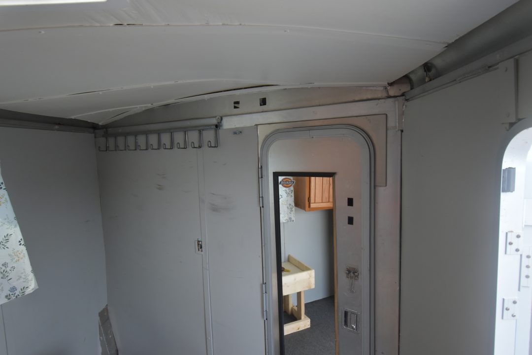 Used 1999 Soft Touch 2 Horse Horse Trailer