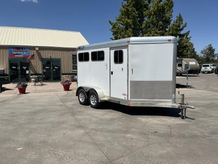 Used 2014 Four Star 2HBP Horse Trailer