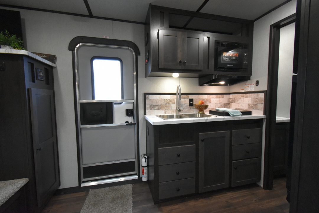 New 2027 Bison Trailers Ranger 7411 Horse Trailer
