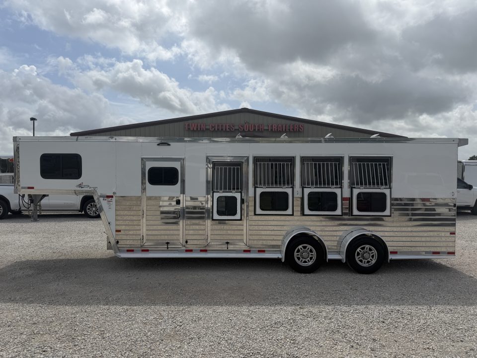 Used 2023 Sundowner 4 Horse Gooseneck Horse Trailer