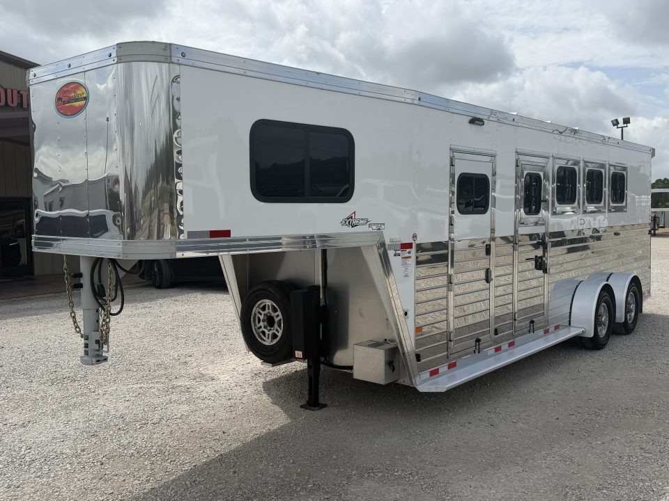 Used 2023 Sundowner 4 Horse Gooseneck Horse Trailer