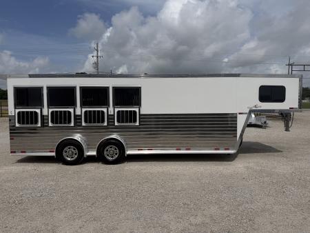 Used 2023 Sundowner 4 Horse Gooseneck Horse Trailer