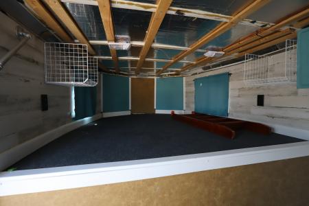 Used 2004 Exiss Trailers 4 Horse GN Trailer