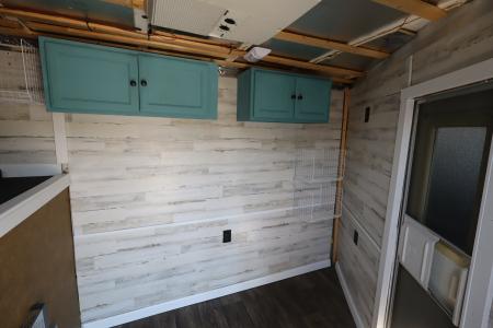 Used 2004 Exiss Trailers 4 Horse GN Trailer